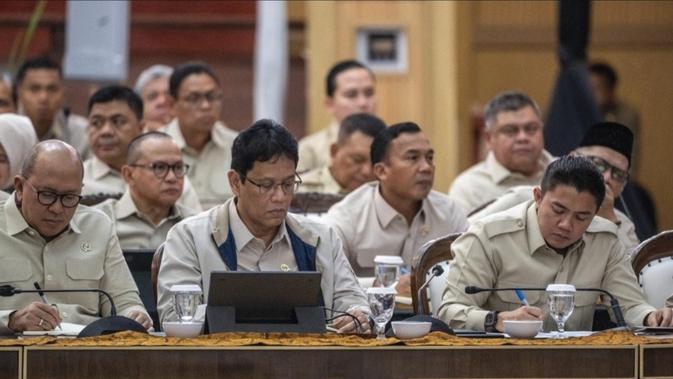Menkeu Purbaya Perdana Ikut Retret Kabinet Prabowo, Begini Kesannya