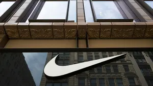 Trump Pangkas Anggaran Pendidikan, Pendiri Nike Sumbang Rp 17,93 Triliun Buat Almamater