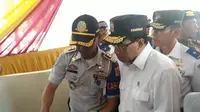 Menhub Budi Karya Sumadi meninjau Terminal Kampung Rambutan, Jakarta (Dok Foto: Merdeka.com/Dwi Aditya Putra)