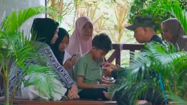 Penjengukan santri di pondok pesantren. (Foto: Liputan6.com/YT BKN PDI Perjuangan)