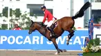 Atlet berkuda Indonesia, Ferry Wahyu Hadiyanto saat bertanding di final nomor jumping Asian Games 2018 di JIEP, Jakarta, Kamis (30/8). Ferry gagal menyumbangkan medali. (Merdeka.com/Arie Basuki)