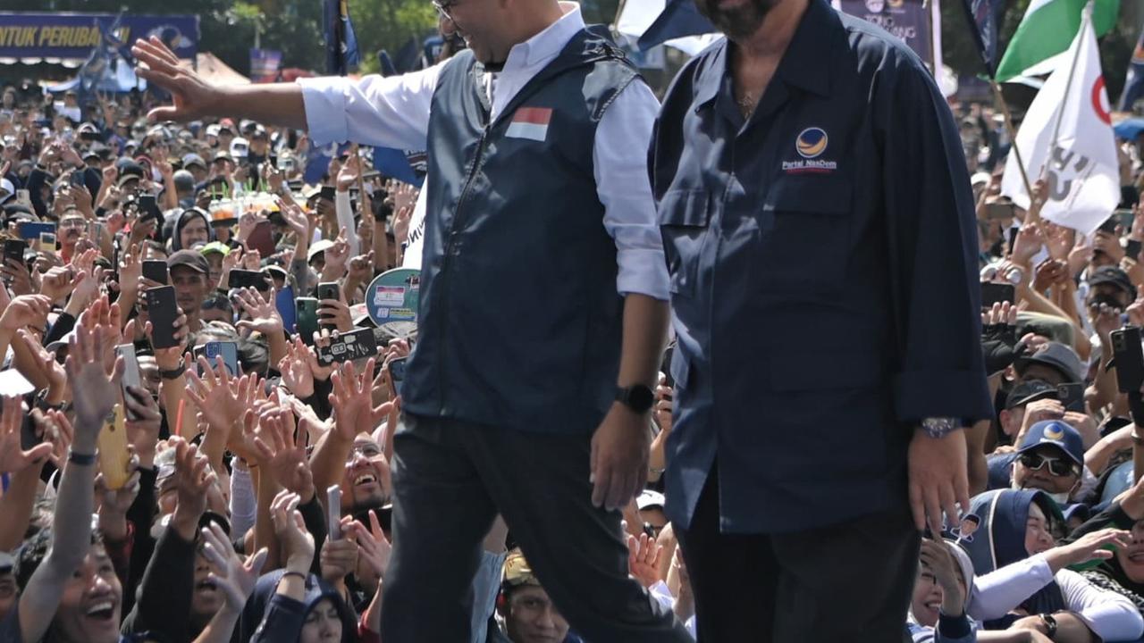 Anies Anggap Gerakan Salam Empat Jari Pesan Ingin Perubahan