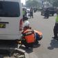 Sejumlah petugas gabungan melakukan razia parkir liar di Jalan Raya Margonda, Kota Depok. (Liputan6.com/Dicky Agung Prihanto).