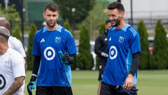 Maarten Paes dan Hugo Lloris - MLS All-Stars 2024