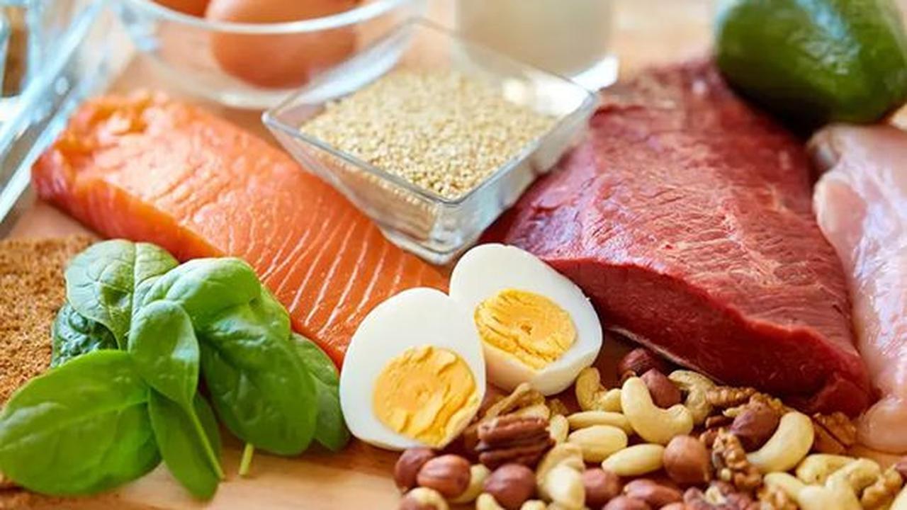 2. Konsumsi Makanan Kaya Protein