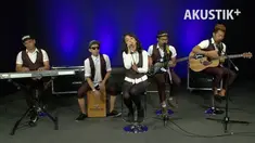 Bigwave memberikan kesegaran baru di panggung Akustik Plus lewat musik Jamaika khas mereka.