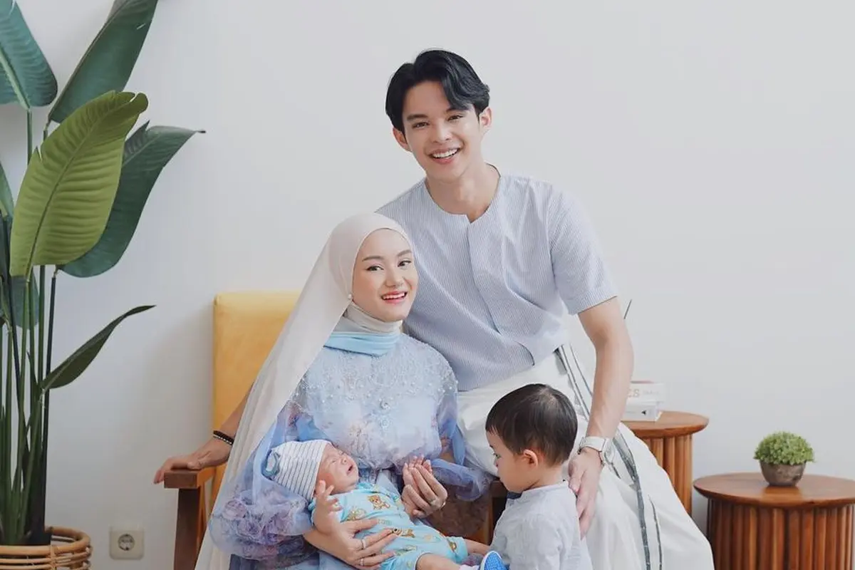 8 Inspirasi Outfit untuk Idul Adha yang Elegan dari Syahnaz Sadiqah hingga Mikha Tambayong