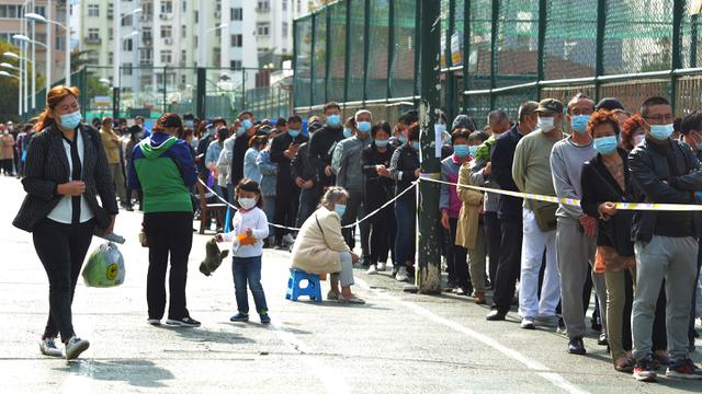 Tes Massal COVID-19 untuk 9 Juta Penduduk di Kota Qingdao