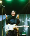 Banda Aceh, yang dikenal dengan julukan "Serambi Mekah," menjadi saksi perjalanan karier Bernadya yang semakin bersinar.