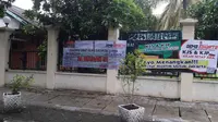 Spanduk provokatif di Jakarta Barat. (Liputan6.com/Muslim AR)