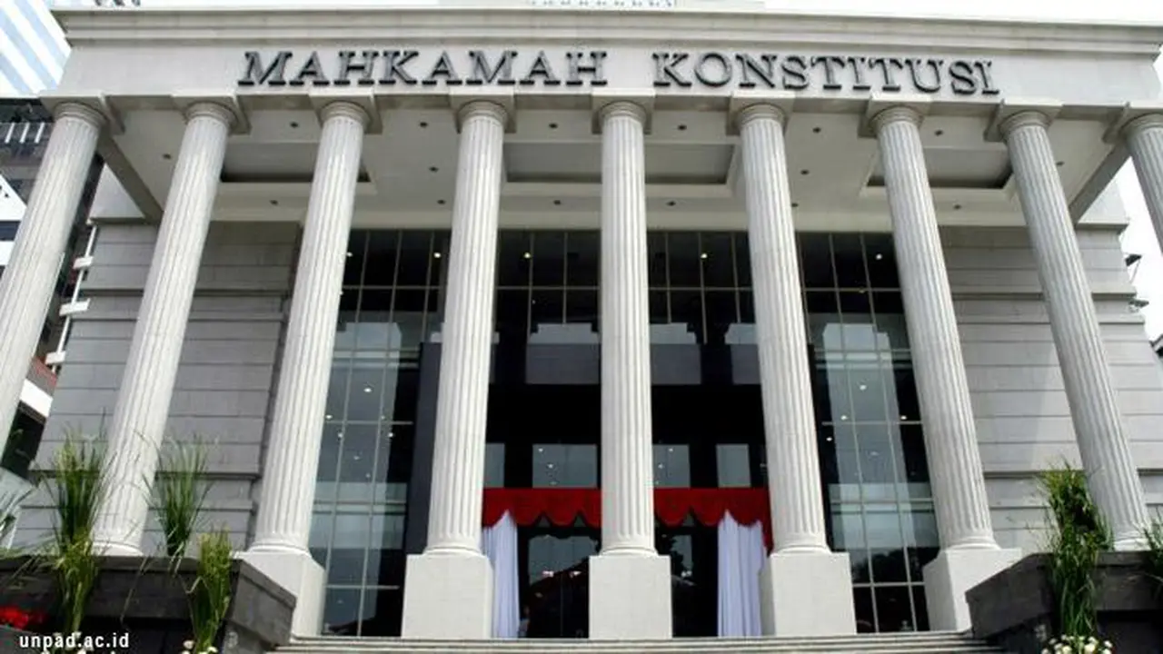 Mahkamah Konstitusi