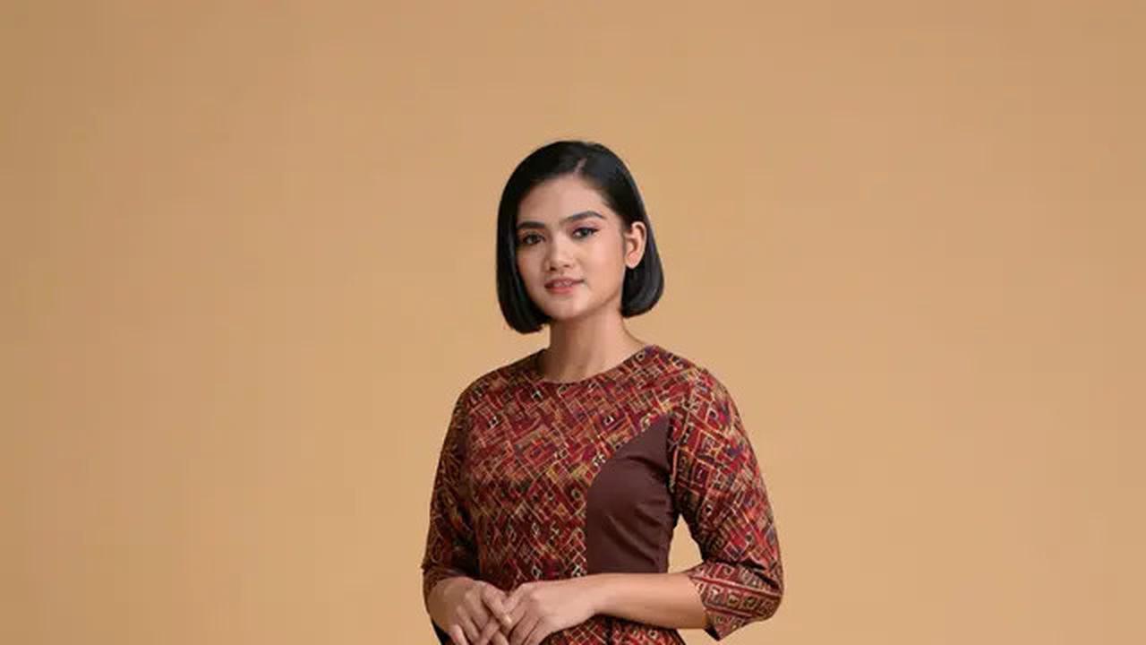 8 Tips Memilih Dress Batik untuk Orang Gemuk dan Pendek agar Terlihat Tinggi