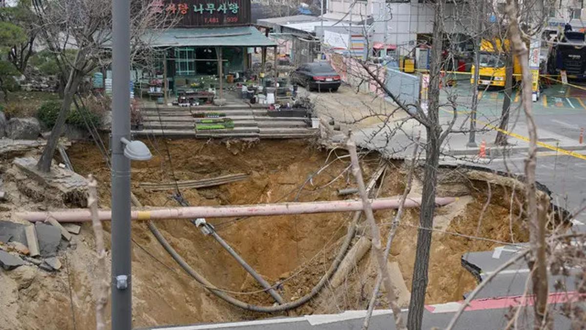 Insiden Sinkhole di Seoul, Satu Orang Tewas