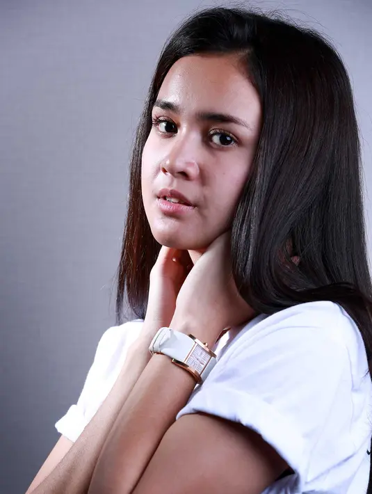 Saat ditemui di SCTV Tower, Senin (10/8/2015), Michelle bersyukur berkat film ini untuk pertama kalinya ia melihat matahari tenggelam yang menjadi ‘Magic Hour’. (Deki Prayoga/Bintang.com)