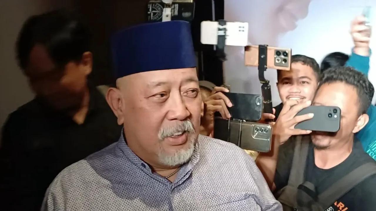 Sentilan Pedas Indro Warkop Tanggapi Pandji Pragiwaksono Dipolisikan Imbas Materi Mens Rea