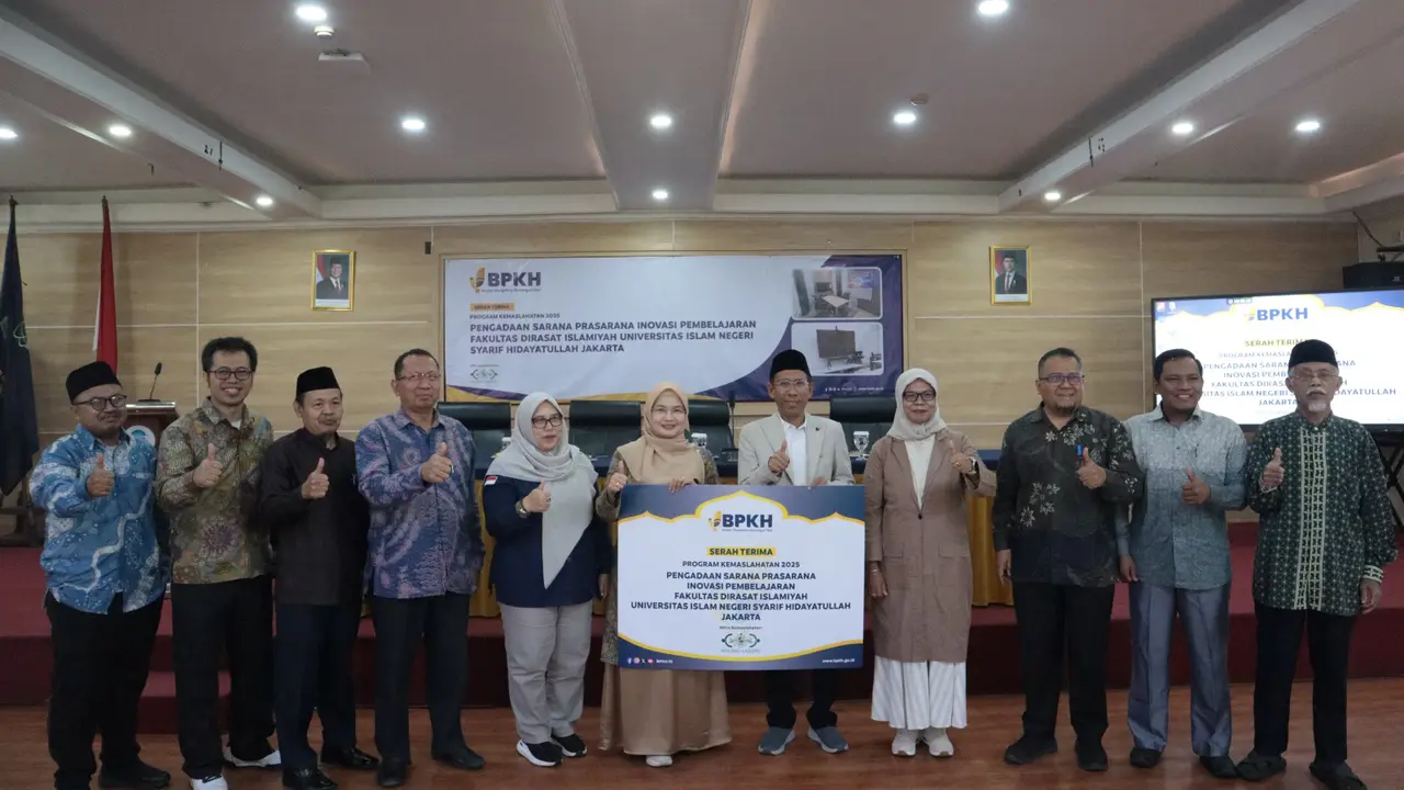 NU Care-LAZISNU kembali bersinergi dengan Badan Pengelola Keuangan Haji (BPKH) RI dalam penyaluran bantuan sarana prasarana inovasi pembelajaran untuk Fakultas Dirasat Islamiyah (FDI) Universitas Islam Negeri (UIN) Syarif Hidayatullah Jakarta, Kamis (4/12