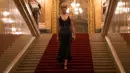 Aktris Jennifer Lawrence saat beradegan di film terbarunya terbarunya "Red Sparrow." Jennifer Lawrence berperan sebagai Dominika Egorova, seorang pebalet yang mengalami kecelakaan saat tampil di atas panggung. (Murray Close/Twentieth Century Fox via AP)