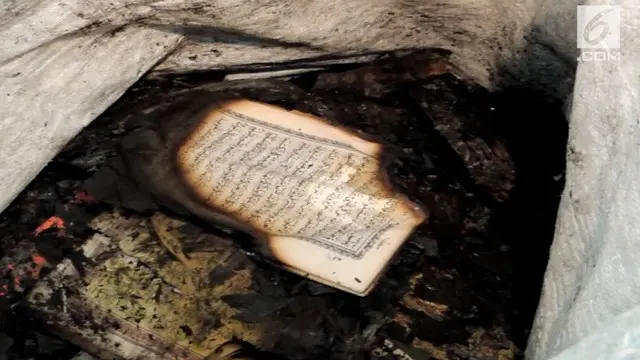 VIDEO: Diduga Gila, Wanita Ini Membakar 25 Alquran
