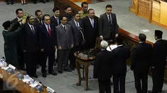 Pimpinan DPR melantik 14 anggota Tim Pengawas Intelijen saat Sidang Paripurna ke-17 Masa Persidangan III tahun 2014-2019, Jakarrta, Selasa (26/1/2016). (Liputan6.com/Johan Tallo)