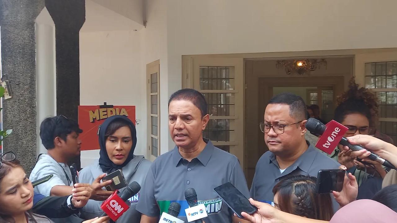 Meski begitu, Syaugi menyampaikan Timnas Pemenangan AMIN terbuka untuk berkomunikasi dengan pihak manapun.<br>