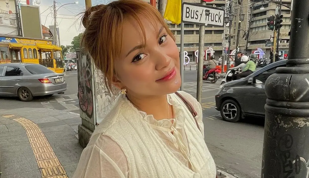 Bukankah keduanya tampak luar biasa bersama, Sahabat FIMELA? [Foto: Instagram/__ditamal]