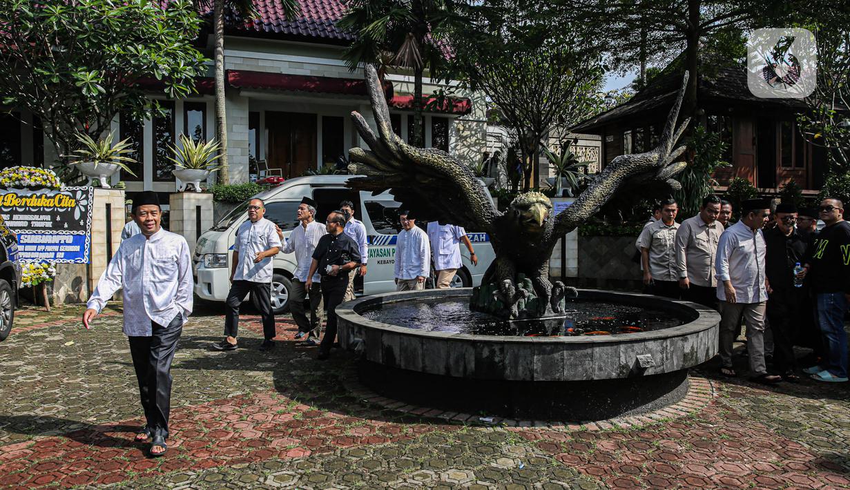 Pria 66 tahun ini sempat menjalani perawatan di Rumah Sakit Mount Elizabeth, Singapura selama 6 bulan. (Liputan6.com/Faizal Fanani)