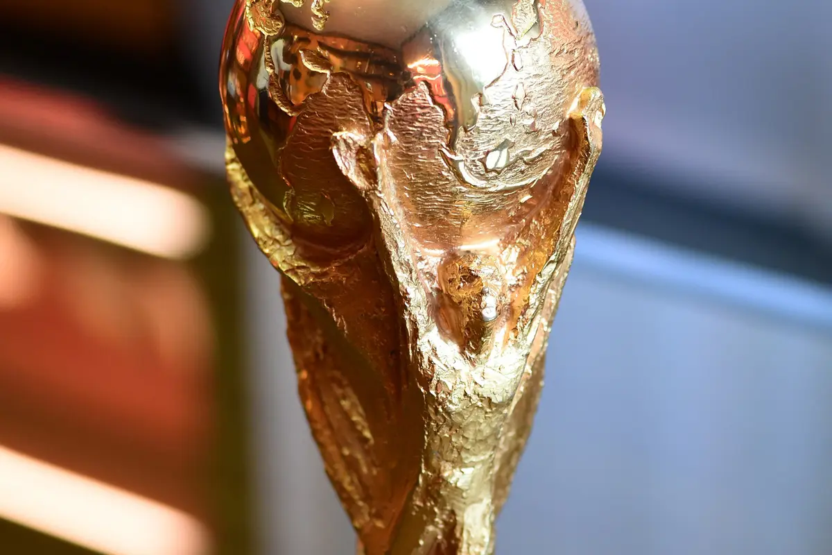 Replika Trofi Piala Dunia