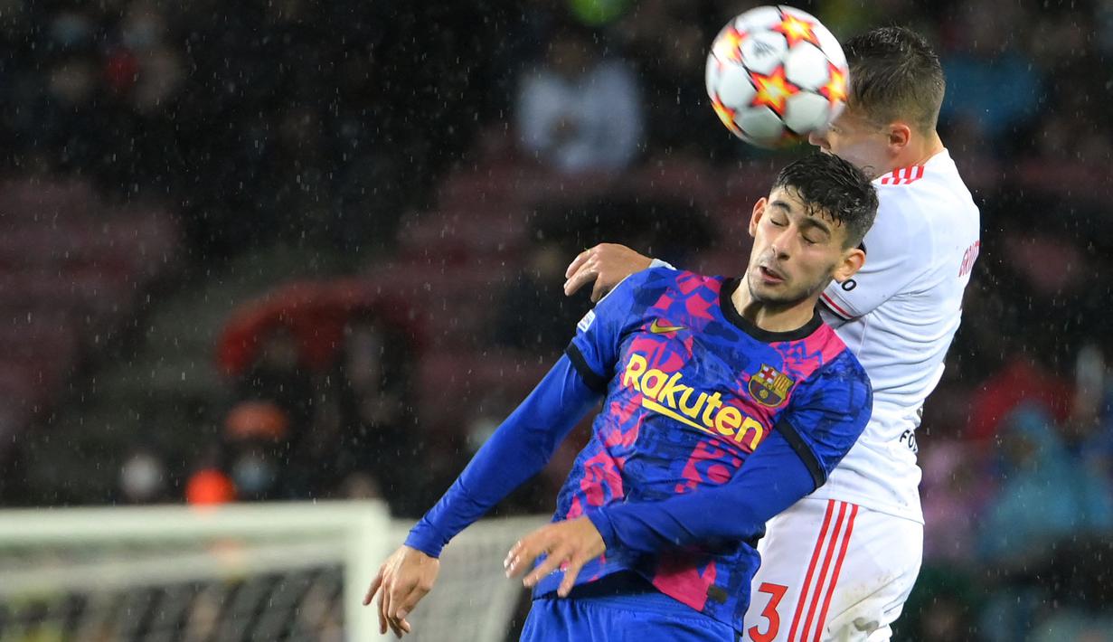 Yusuf Demir membuktikan dirinya sebagai salah satu talenta muda cemerlang di Eropa saat bersama Rapid Wien. Hal tersebut menjadi alasan dirinya diboyong ke Barcelona dengan status pinjaman. Namun karena adanya perjanjian, Demir hanya tampil sebanyak 10 kali sebelum dikembalian. (AFP/Lluis Gene)