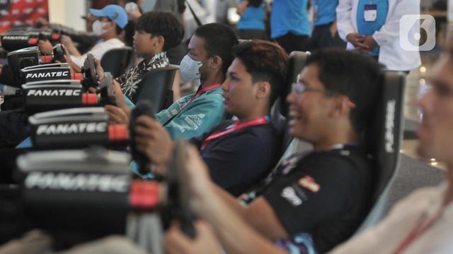 Keseruan Bermain Simulator Formula E