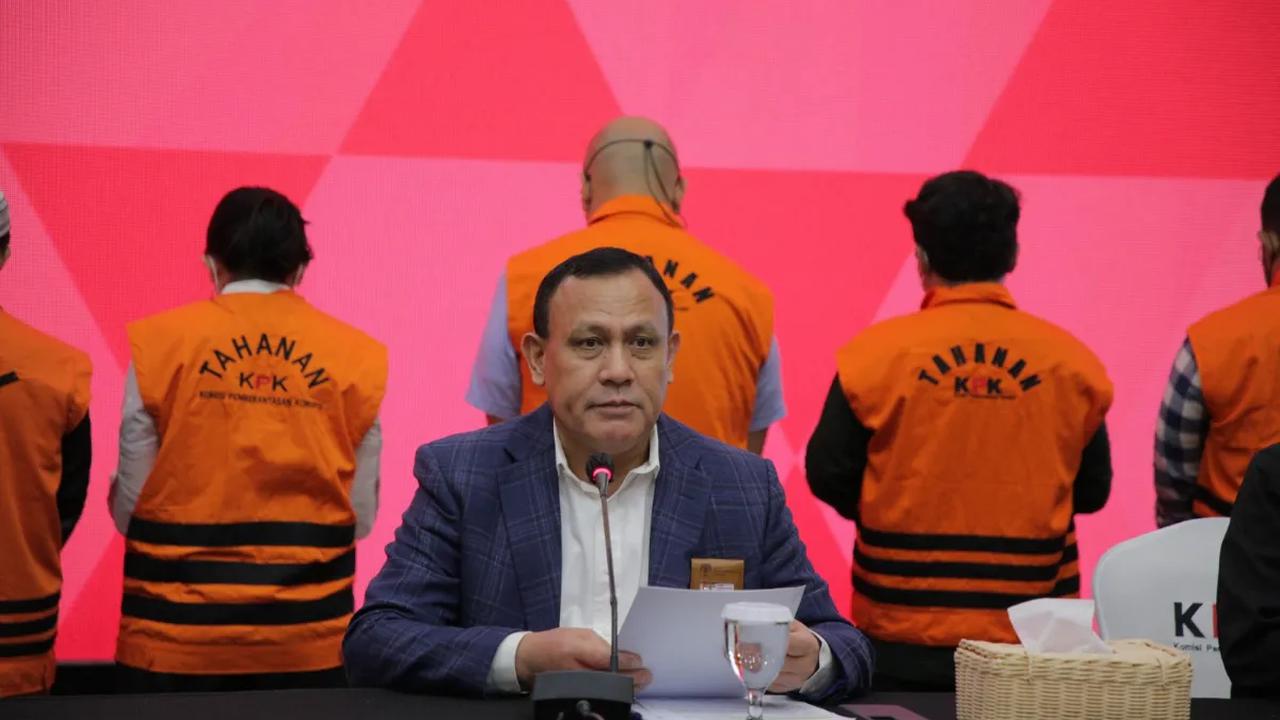 Pertemuan itu terjadi ketika Firli masih menjabat sebagai Deputi Penindakan KPK terjadi pada 12 Mei dan 13 Mei 2018.<br>