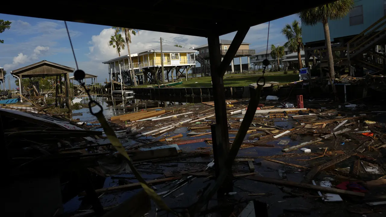 Dampak Kerusakan Badai Idalia yang Menghantam Florida