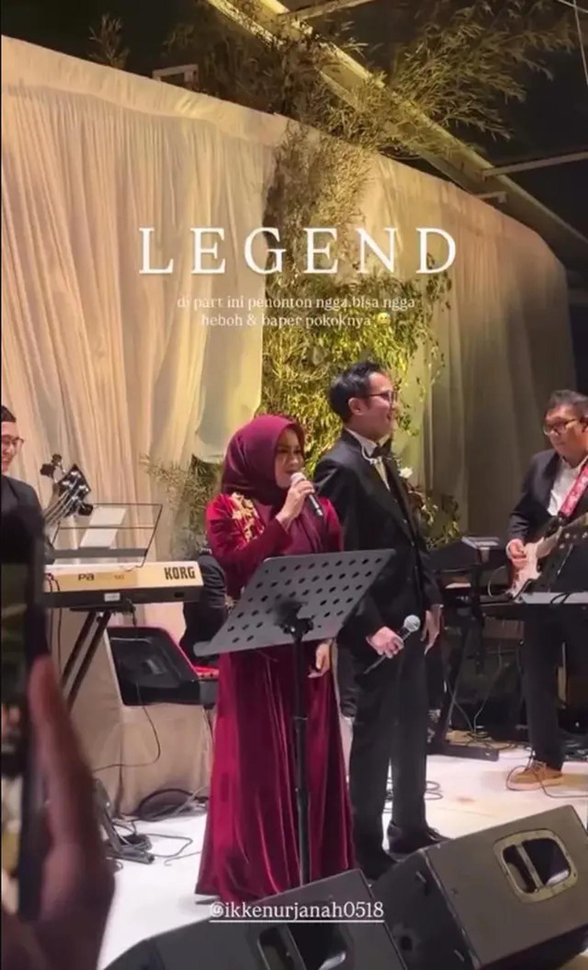 Foto-Foto Aldi Bragi Duet dengan Ikke Nurjanah, Penuh Makna dan Emosional