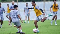 Alasan Persib Bandung Mendadak Pinjamkan Saddil Ramdani