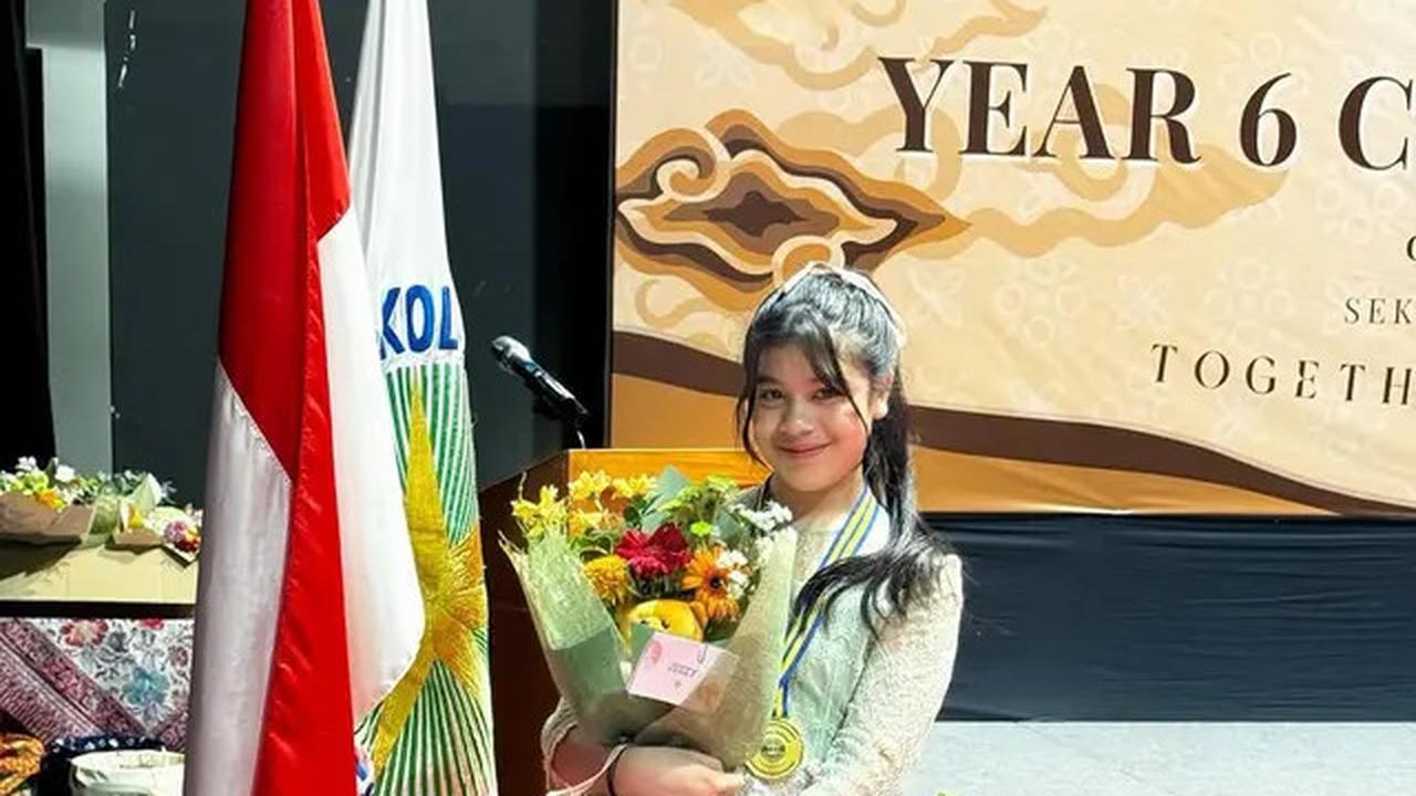 7 Potret Kelulusan Sekolah Jizzy Anak Vino Bastian, Penuh Kebahagiaan