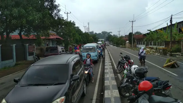 1.400 Rumah Terendam Banjir di Cirebon, Polisi Berlakukan One Way