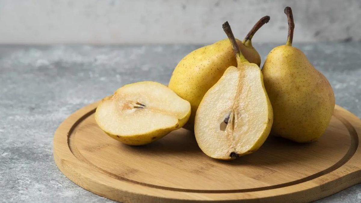 6 Manfaat Buah Pir untuk Ibu Hamil, Dukung Perkembangan Janin