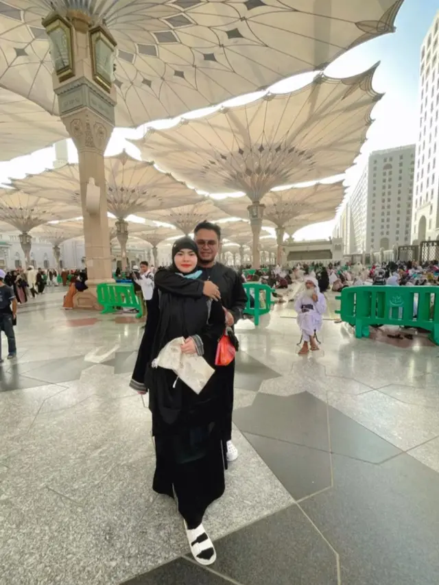 Shyalimar Malik Ajak Suami Umrah sebagai Hadiah Valentine Sekaligus Bulan Madu. (instagram.com/shyalimarsafutra17)
