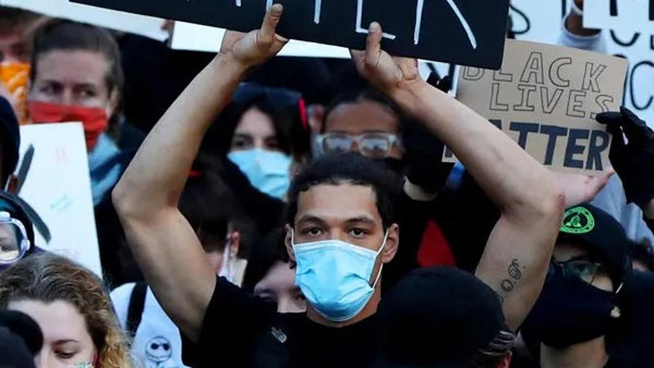 <b>Mengapa Perayaan Black Lives Matter Day Penting?</b>