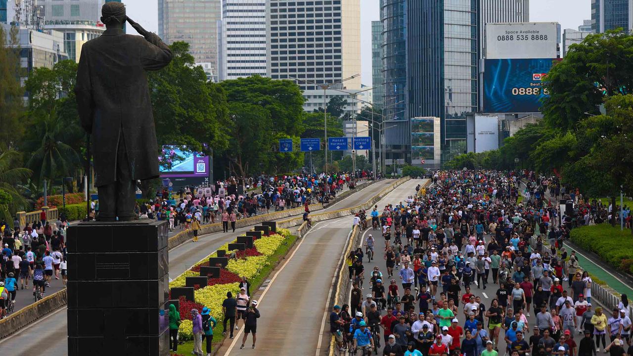 FOTO: CFD Jakarta Kembali Bergairah, Warga Sesalkan Aksi Demonstrasi Anarkis