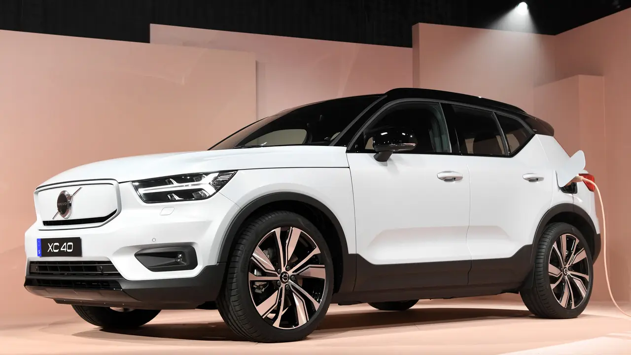 Mobil Listrik Perdana Volvo