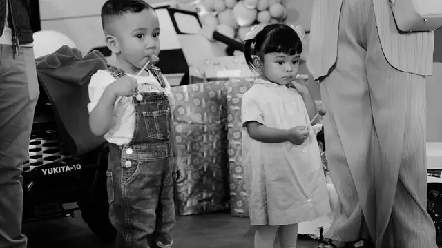 Potret Ameena dan Cipung (Instagram/@attahalilintar)