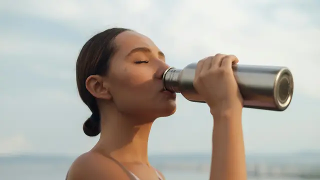 Sering Terpapar Matahari? Coba 5 Tips Ini untuk Melindungi Kulit dari Sinar UV