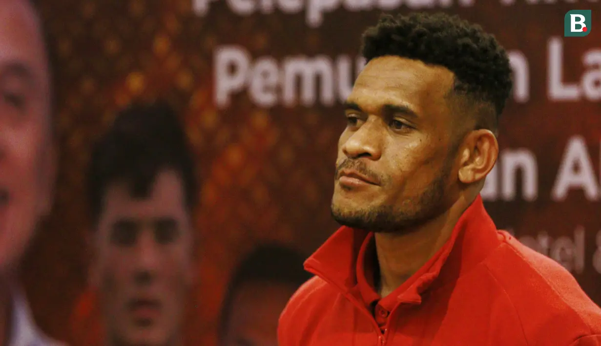 Ricky Kambuaya - Gelandang Persebaya ini tampil mengesankan di beberapa laga uji coba Timnas Indonesia. Berlabel pemain baru di skuat Garuda membuatnya tak terdeteksi lawan dan diprediksi akan merepotkan lini pertahanan lawan di Piala AFF nanti. (Bola.com/M iqbal Ichsan)