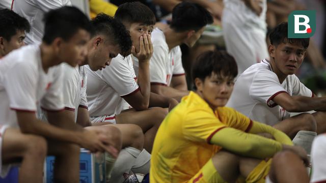 Foto: Ekspresi Pemain Timnas Vietnam U-20 Usai Dikalahkan Timnas Indonesia U-20 di Kualifikasi Piala Asia U-20 2023