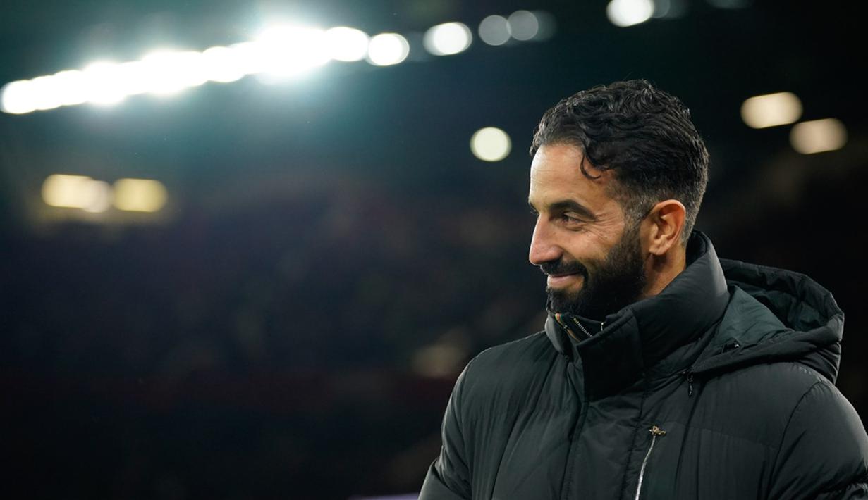 Pelatih anyar Manchester United, Ruben Amorim meraih kemenangan perdana saat menundukkan Bodo/Glimt. MU memetik kemenangan 3-2 dalam duel Liga Europa kali ini. (AP Photo/Dave Thompson)