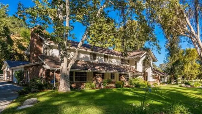 [Bintang] Rumah Selebriti