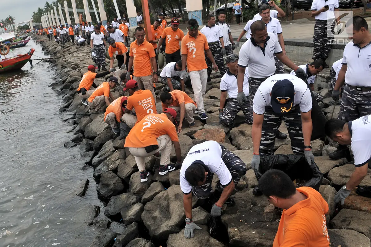Pantai Ancol Jadi Lokasi Gerakan Bersih-bersih