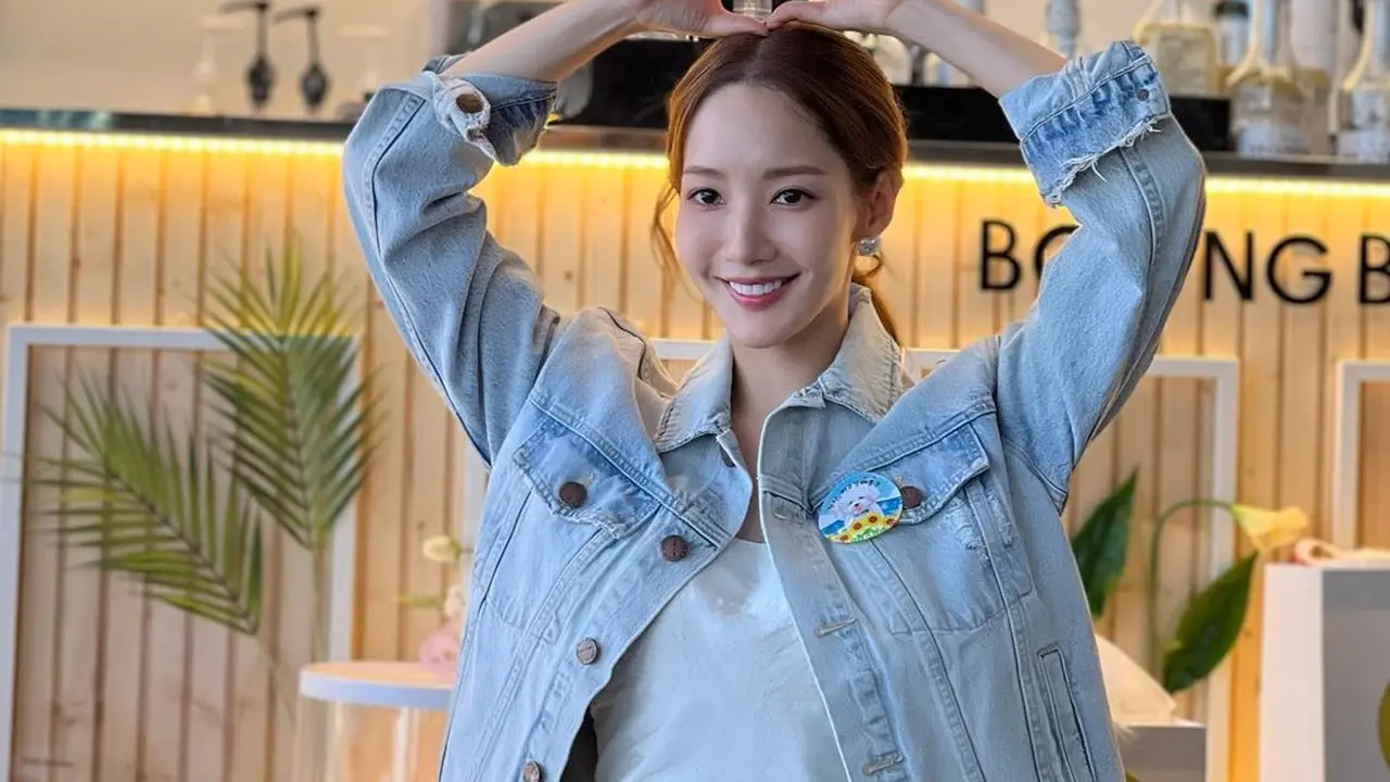 Park Min Young Saat Terciduk Dispatch