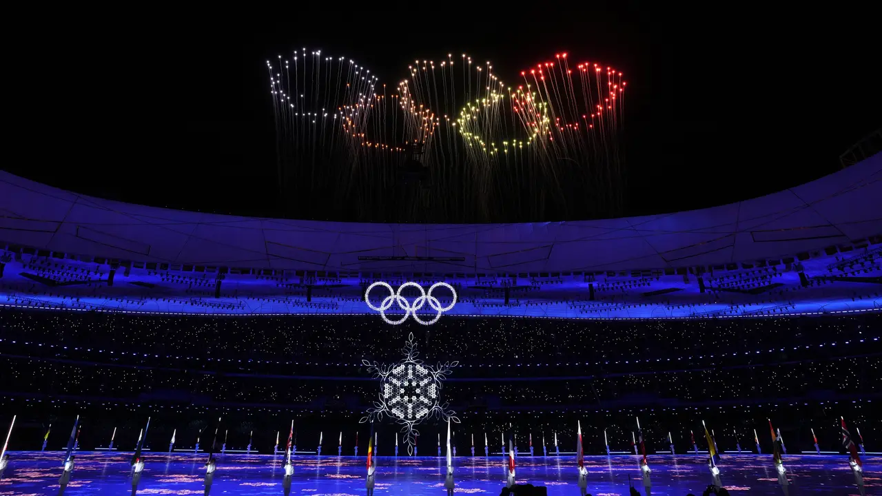 Meriahnya Pesta Kembang Api Penutupan Olimpiade Musim Dingin 2022