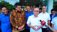 Ketua Umum Partai Amanat Nasional (PAN) Zulkifli Hasan (Zulhas) saat bertemu Wali Kota Medan Bobby Nasution disela kunjungannya di Sumut, pada Jumat (15/12/2023). (Dok. Media PAN)